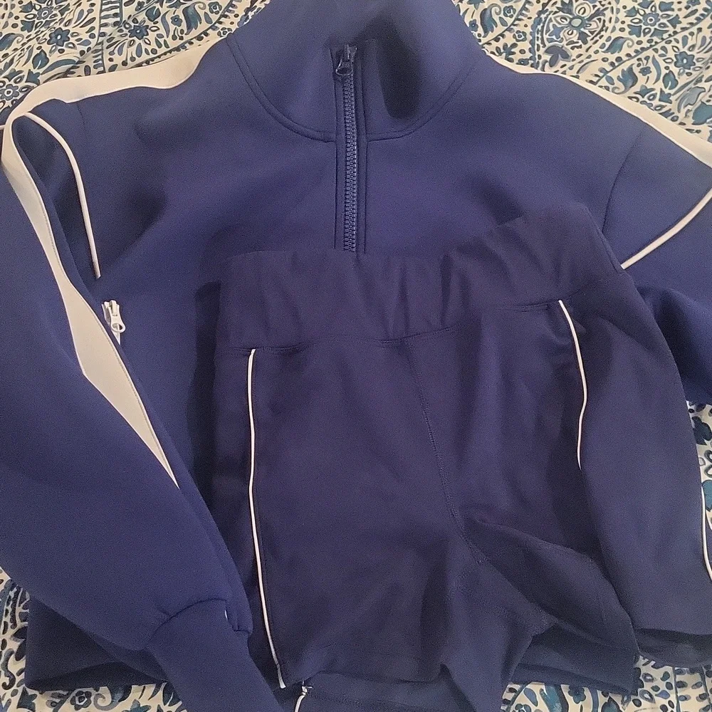 IVL Set - Picture 2 of 2